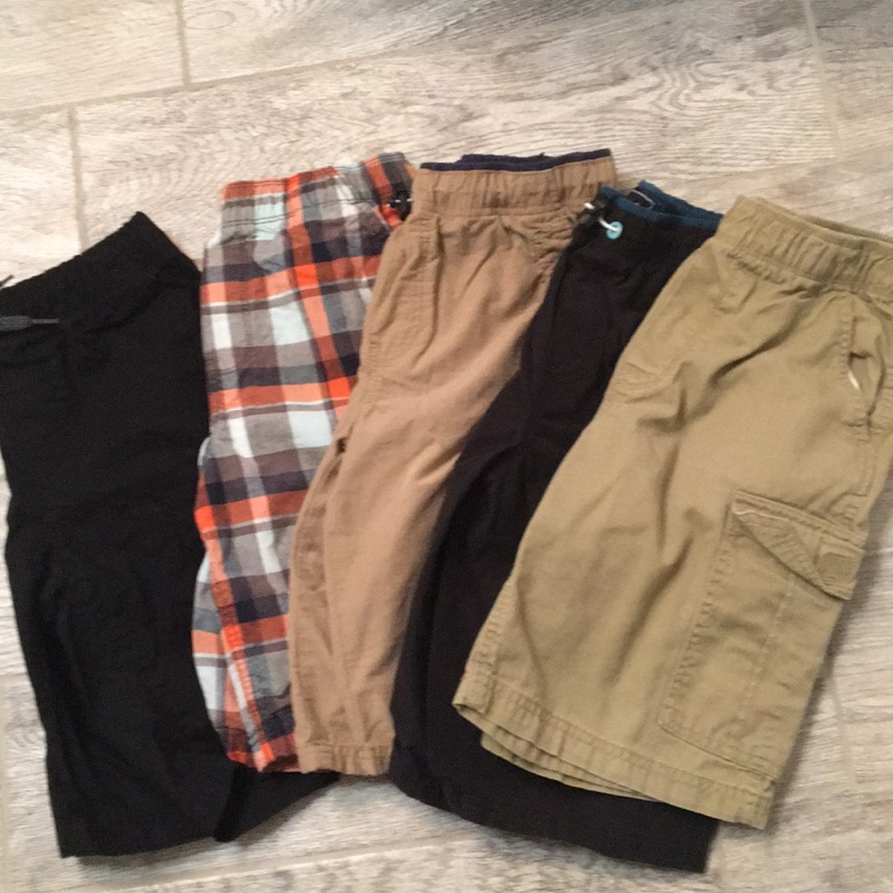 Bundle of boy’s cargo shorts!